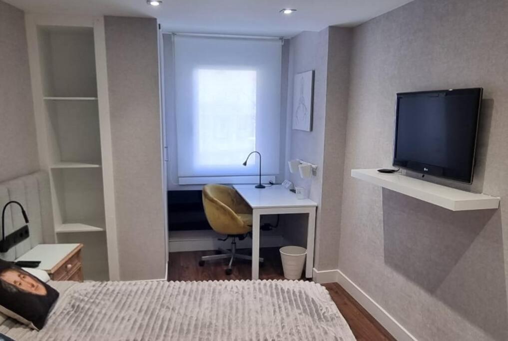 Apartamento Trellis A Coruna Luaran gambar