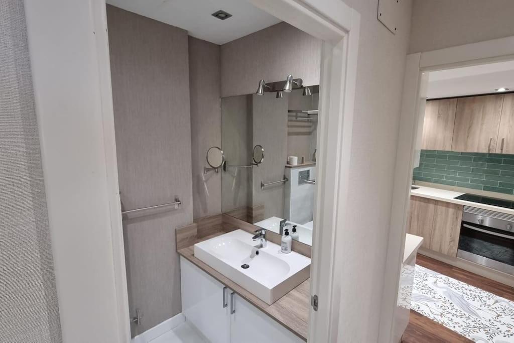 Apartamento Trellis A Coruna Luaran gambar